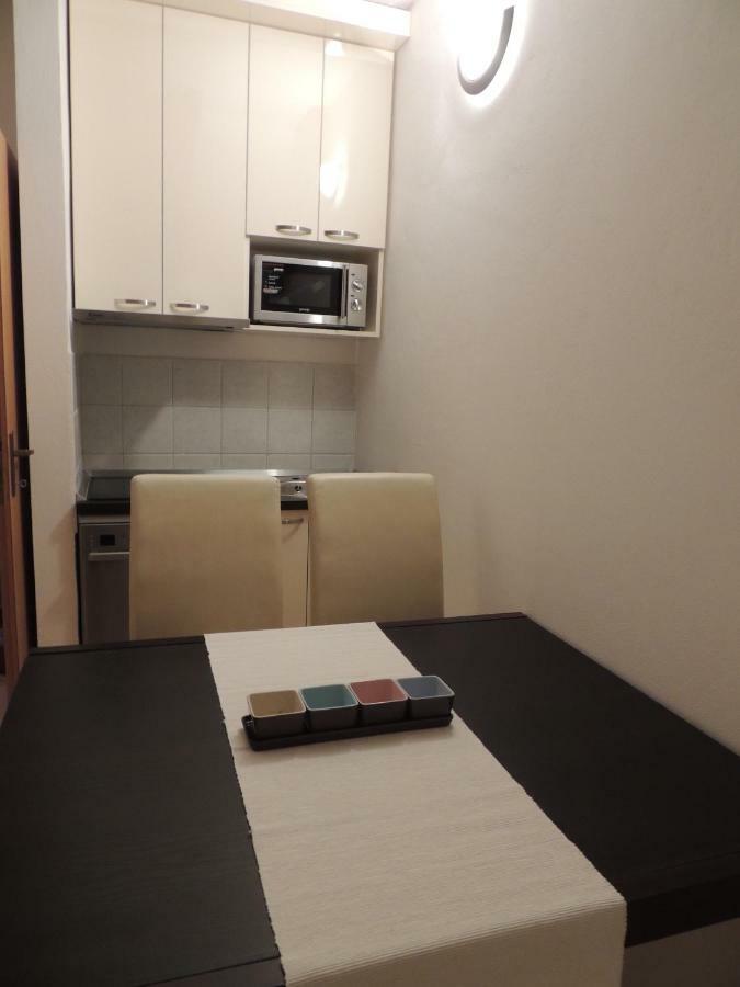 Apartments Villa Aurora Ražanac Eksteriør bilde